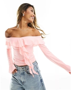 Розовый топ с открытыми плечами и рюшами Asos