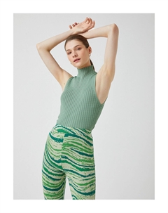 Майка-водолазка с трикотажной деталью, хаки Koton