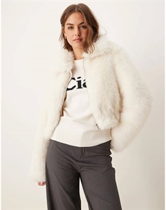 Укороченная куртка-бомбер из искусственного меха кремового цвета Asos design