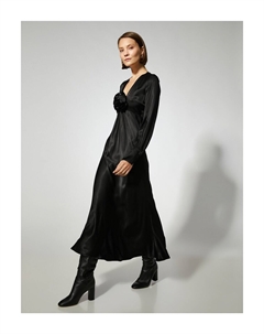 Длинное атласное платье с розами, черный Koton