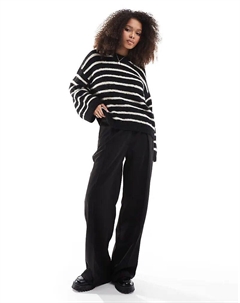 Пушистый вязаный джемпер с широкими рукавами из смесовой шерсти в черно-белую полоску Asos design