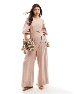 Лиловый комбинезон с пышными рукавами и вырезом спереди DESIGN Asos