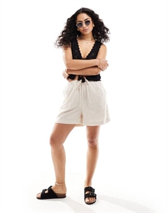 DESIGN — шорты из смесового льна натуральных тонов Asos