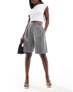 Длинные шорты в серую полоску DESIGN Asos