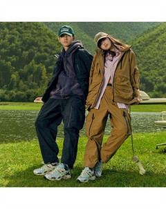 Куртка унисекс, цвет Black Asics