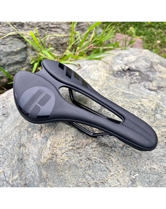 Велосипедное седло RIRO сверхлегкое карбоновое, черный Lebycle