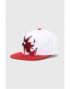 Бейсбольная кепка NBA CHICAGO BULLS, белый Mitchell and ness