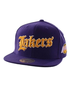 Мужская кепка Mitchell & Ness Los Angeles Lakers, фиолетовый Mitchell and ness