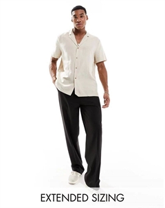 Льняная рубашка свободного кроя с широким воротником с лацканами бежевого цвета Asos