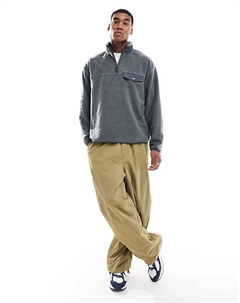 Флисовая толстовка свободного кроя с застежкой-молнией на половину длины и нагрудным карманом серого цвета Asos design