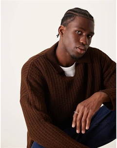 Вязаный свободный джемпер свободного кроя со спущенным плечом коричневого цвета Asos design