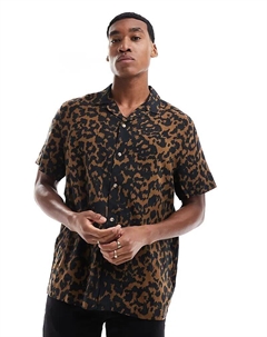 Рубашка свободного кроя с леопардовым принтом коричневого и черного цвета и воротником-стойкой Asos design