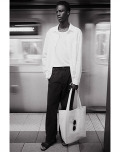 Рубашка из структурированной ткани обычного кроя, белый H&m