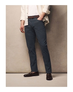 Эластичные брюки чиносы с принтом и элегантным поясом, синий Next