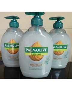 Жидкое мыло Naturals Молоко и миндаль 500 мл Palmolive