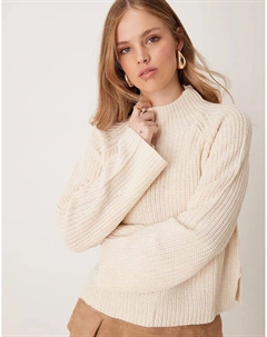 Джемпер с высоким воротом и разрезом сбоку кремового цвета Jdy