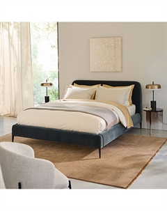 2-местная кровать в обивке из велюра дизайн Э Галлина Oscar синий Am.pm.