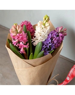 Яркий весенний букет из 5 разноцветных гиацинтов в крафте Azalianow цветы. подарки. декор