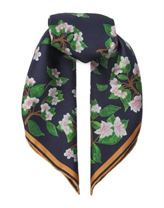 Шелковый платок Valentino