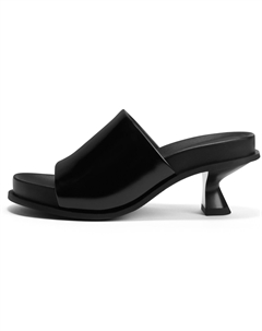 Шлепанцы женские Charles&keith