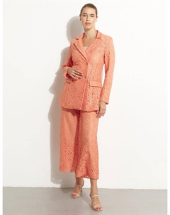 Двойной костюм из кружевной куртки и брюк персикового цвета Kyr