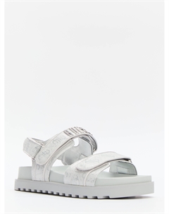 Сандалии Guess