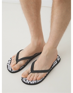 Шлепанцы Guess