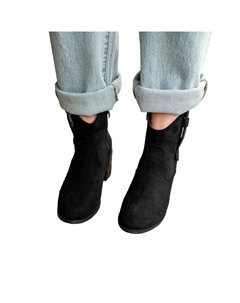 Ботинки Jacey черного цвета Refresh