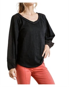 Контрастный трикотажный топ с рукавами-фонариками черного цвета Umgee