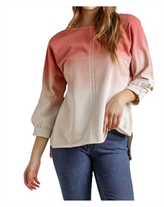 Топ Ombre Raglan в ягодном цвете, цвет berry Umgee