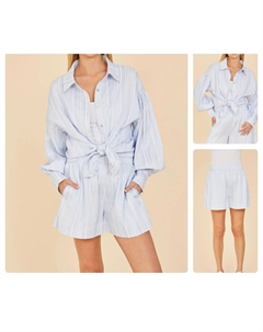 Боксеры-шорты в плиссированную полоску синего/белого цвета Dolce cabo