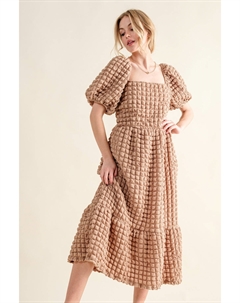 Платье полного размера с квадратным вырезом и рукавами-фонариками, цвет latte Fashnzfab