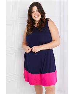 Двухцветное мини-платье Yelete Full Size без рукавов с карманами, темно-синий/фуксия Fashnzfab