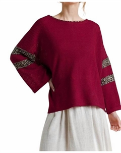 Вязаный топ с леопардовым принтом вафельного цвета Jester Red Umgee