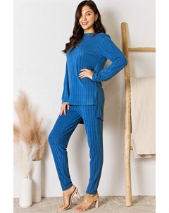 Комплект из топа и брюк в рубчик в полный размер с круглым вырезом и разрезом, синий Fashnzfab