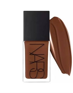 Светоотражающая тональная основа для ухода за кожей со средней степенью покрытия, цвет zambie Nars