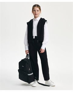 Жилет для девочки трикотажный укороченный на молнии черный Gulliver