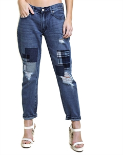 Потертые джинсы-бойфренды в стиле пэчворк из темного денима, цвет dark denim Umgee