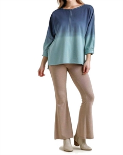 Топ Ombre Raglan в темно-синем цвете Umgee