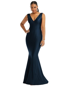 Платье-русалка из эластичного атласа с присборенными плечами и легким шлейфом, цвет midnight navy Cynthia & sahar