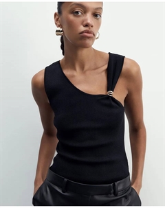 Асимметричный топ с рукавом, чёрный Сфера