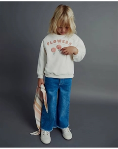 Свитшот с цветами помпона, цвет Crudo Сфера