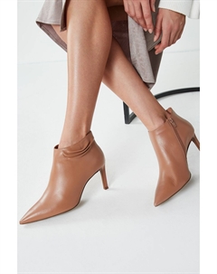 Фирменные черные кожаные ботильоны со рюшами по бокам Next