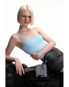 Топ Johanna parv с открытой спиной, голубой Pull & bear