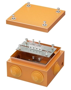 Коробка распределительная FSB31404 стальная FS с кабельными вводами и клеммниками, IP55, 150х150х80 мм, 4р, 450V, 6A, 4 мм2, "Vulcan" Dkc