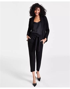 Женский пиджак на одной пуговице с воротником-стойкой, кофточка с овальным вырезом и капри с завязками спереди, черный Bar iii