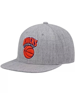 Мужская серая бейсболка New York Knicks Hardwood Classics Team 2.0 Snapback, серый Mitchell and ness