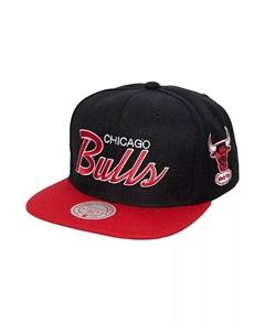 Мужская черная бейсболка Chicago Bulls Hardwood Classics MVP Team Script 2.0 Snapback Mitchell and ness