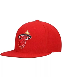Мужская красная кепка Snapback Miami Heat Hardwood Classics Team Ground 2.0 Mitchell and ness