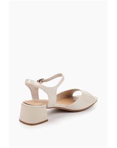 Босоножки кожаные на каблуке Abricot